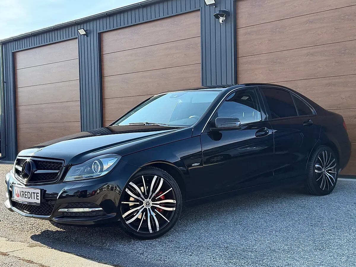 Mercedes-Benz C-Class