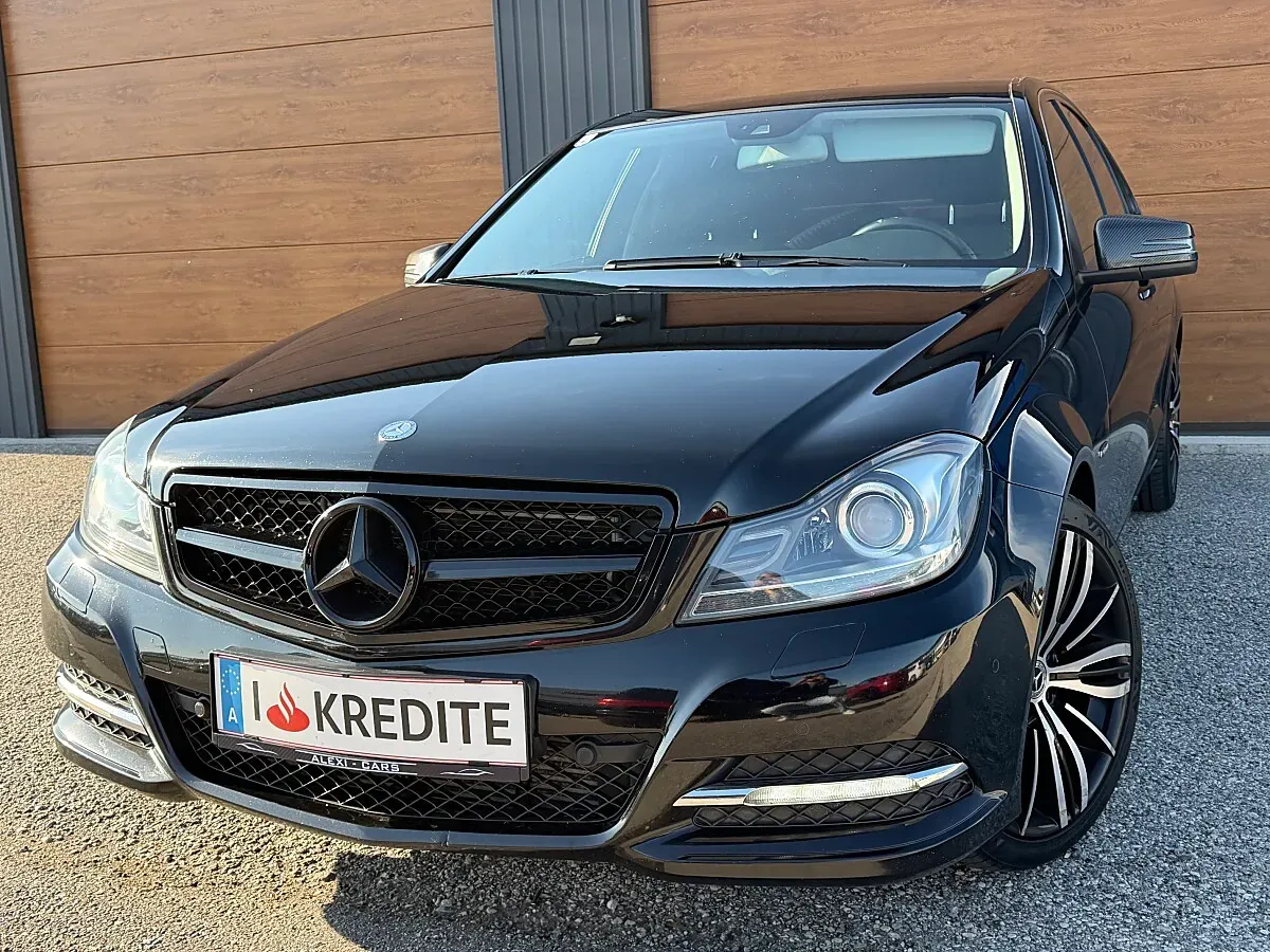 Mercedes-Benz C-Class 2011 photo 3