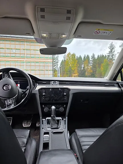 Volkswagen Passat Alltrack 2018 photo 2