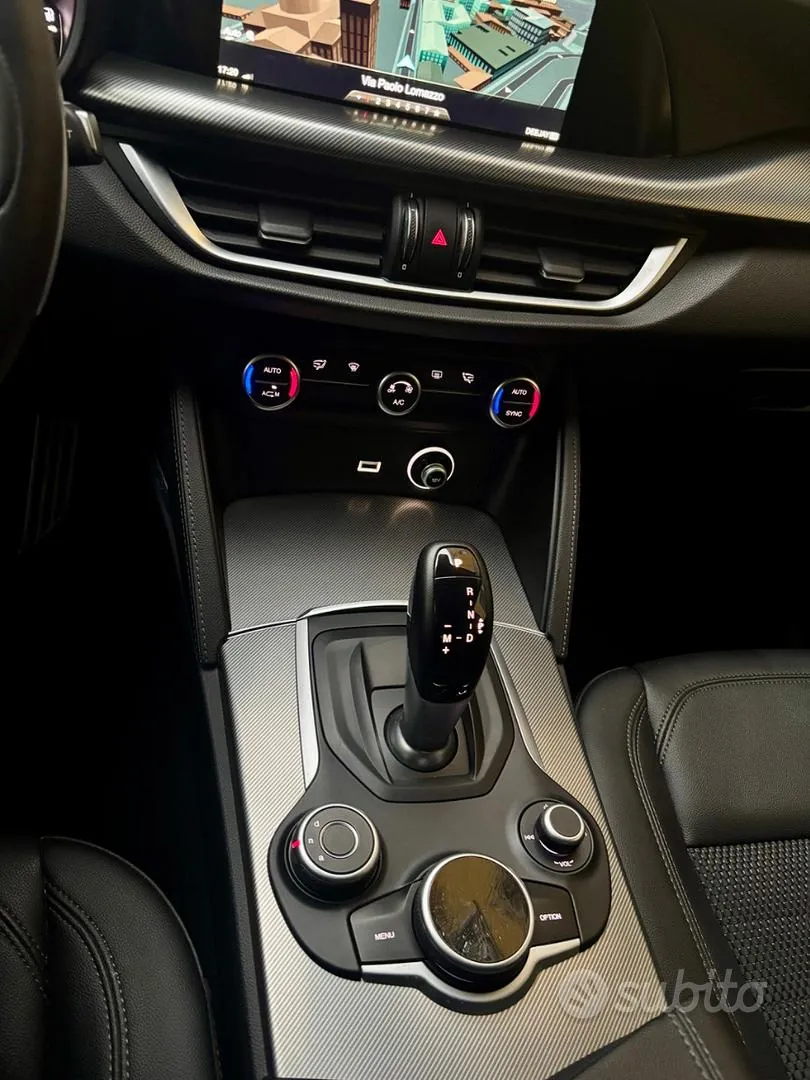 Alfa Romeo Stelvio 2018 photo 3