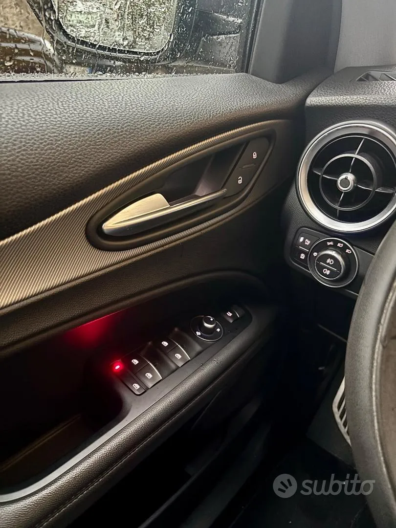 Alfa Romeo Stelvio 2018 photo 4