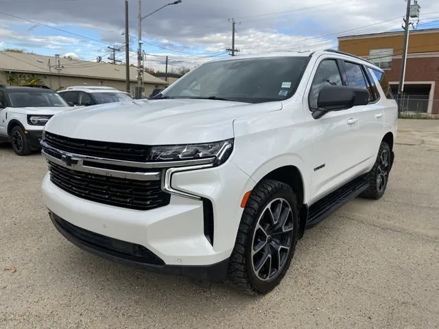 Chevrolet Tahoe 2022 photo 2