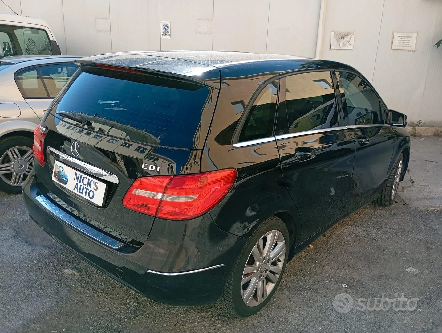 Mercedes-Benz B-Class 2012 photo 4