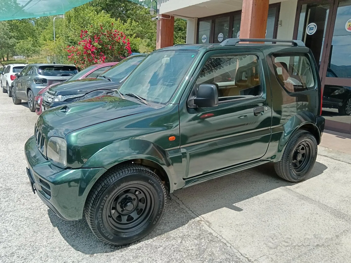 Suzuki Jimny 2004 photo 2
