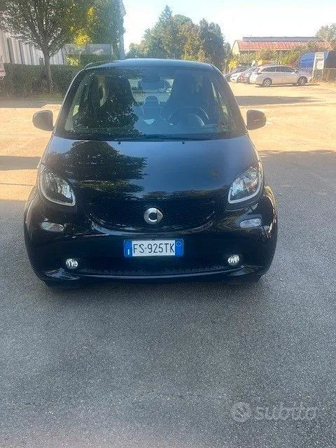 Smart Fortwo 2018 photo 2