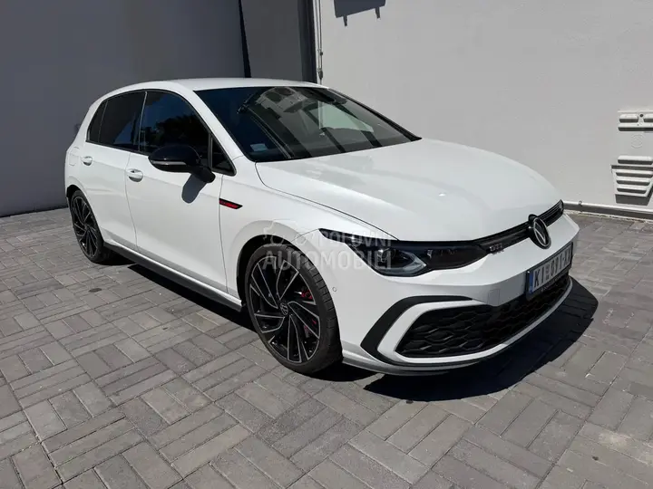 Volkswagen Golf 8 2023 photo 2