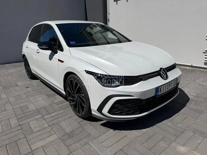 Volkswagen Golf 8