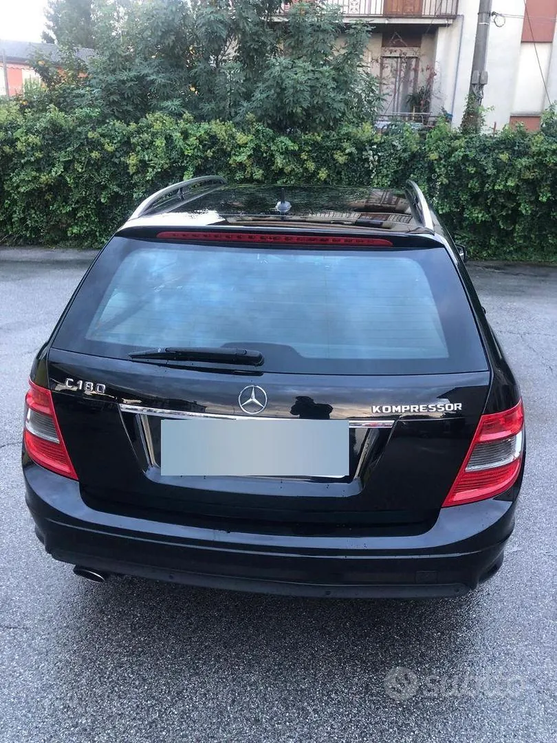 Mercedes-Benz C180 Kompressor 2009 photo 2