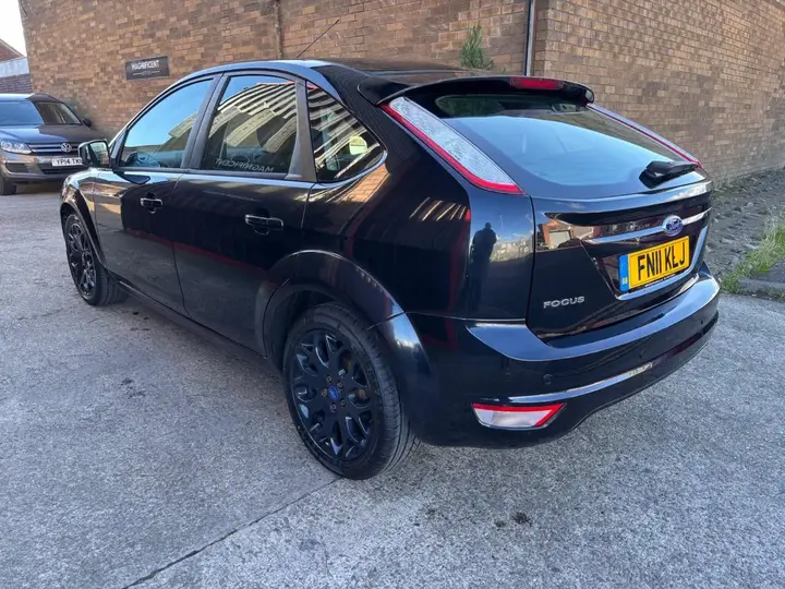 Ford Focus 2011 photo 5