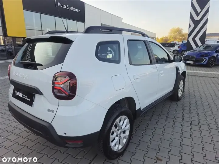 Dacia Duster 2023 photo 3