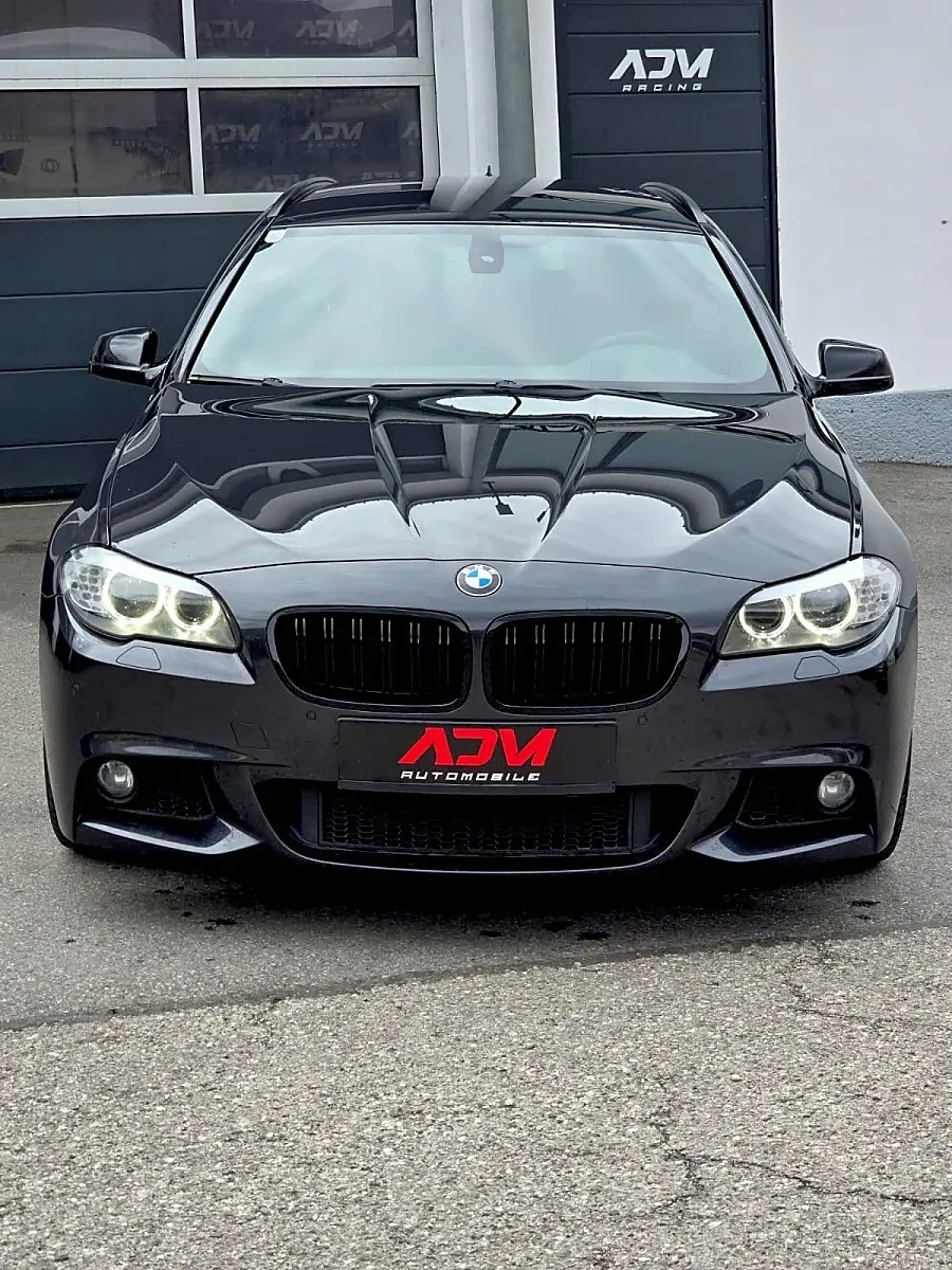 BMW 5 Series 2012 photo 2
