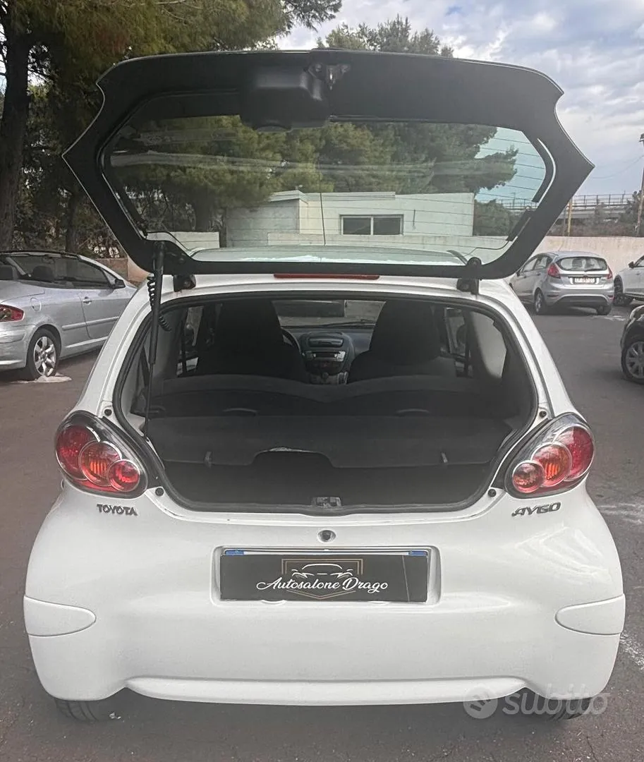 Toyota Aygo 2012 photo 5