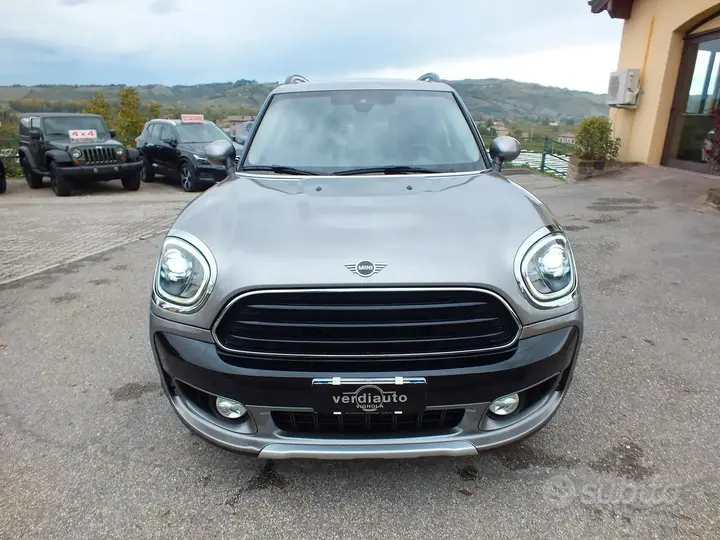 Mini Mini Countryman 2019 photo 2
