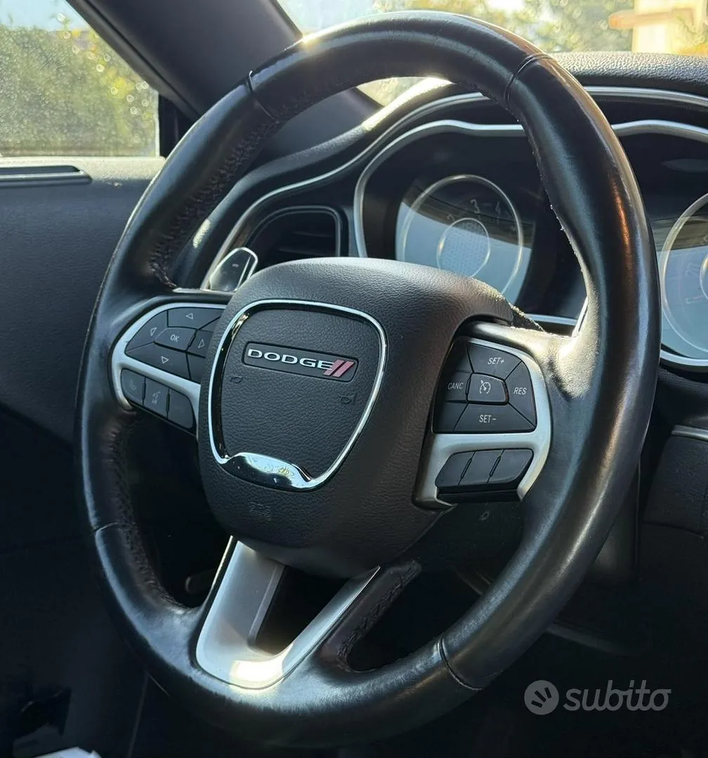 Dodge Challenger 2015 photo 4