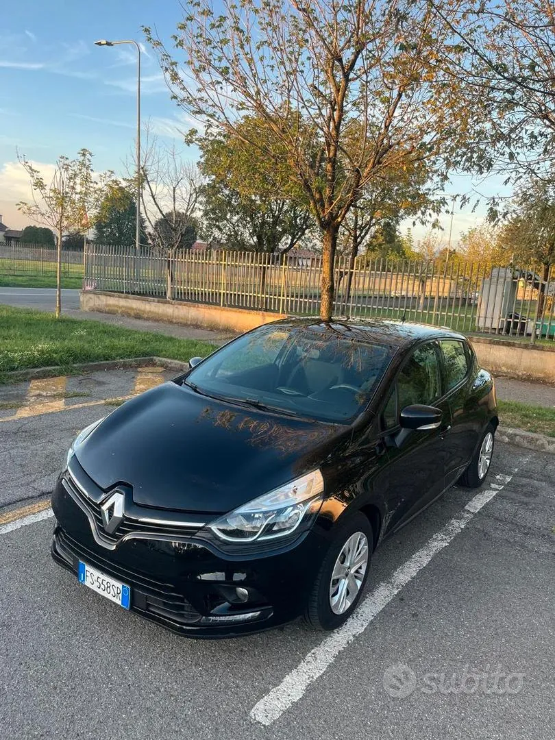 Renault Clio 2018 photo 2