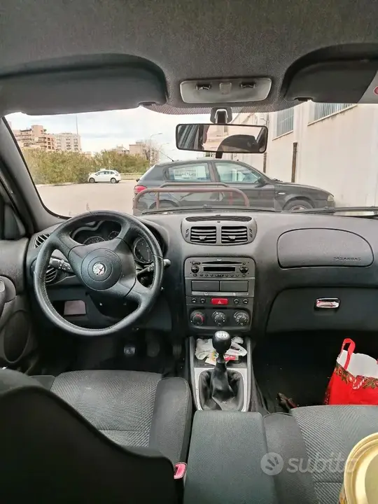 Alfa Romeo 147 2010 photo 2