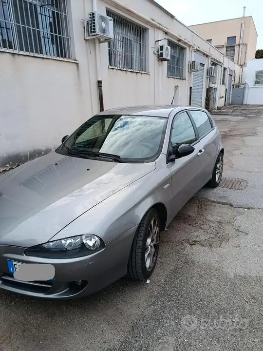 Alfa Romeo 147 2010 photo 3