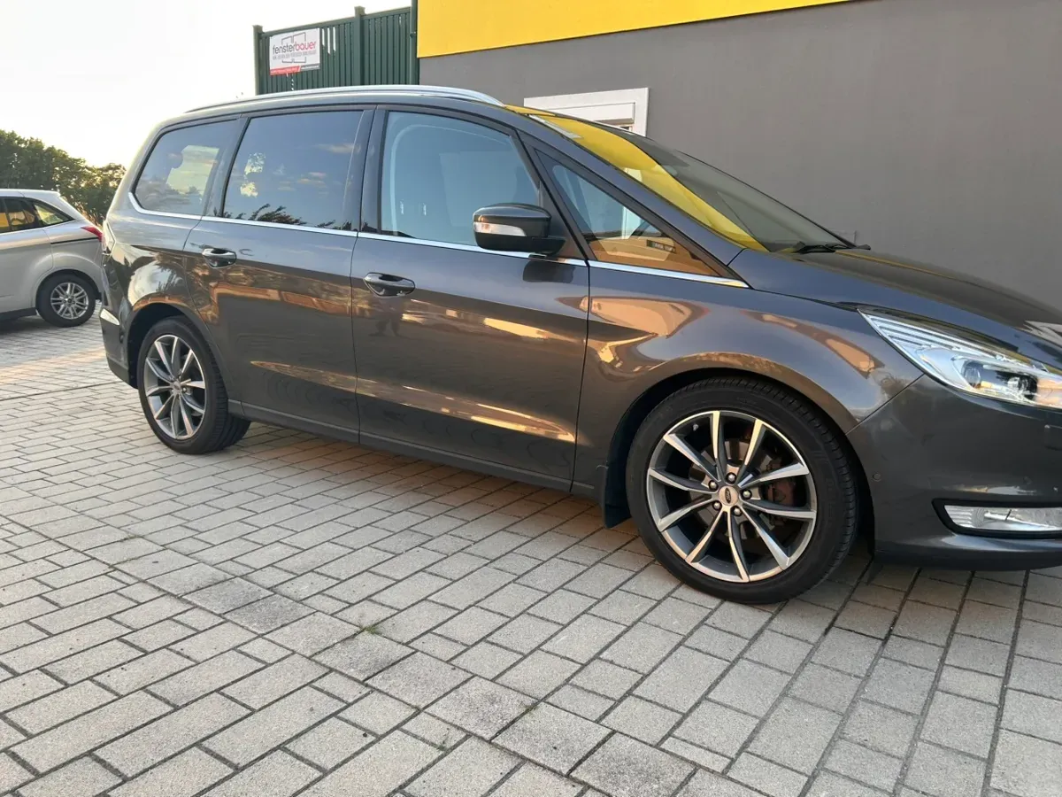 Ford Galaxy 2018 photo 2