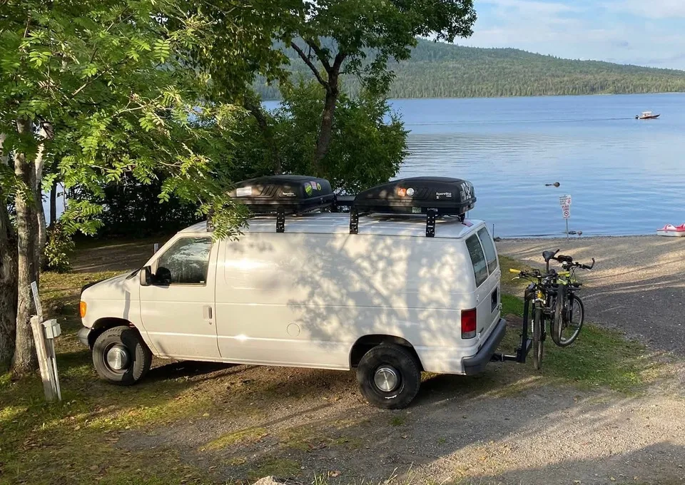 Ford E-250