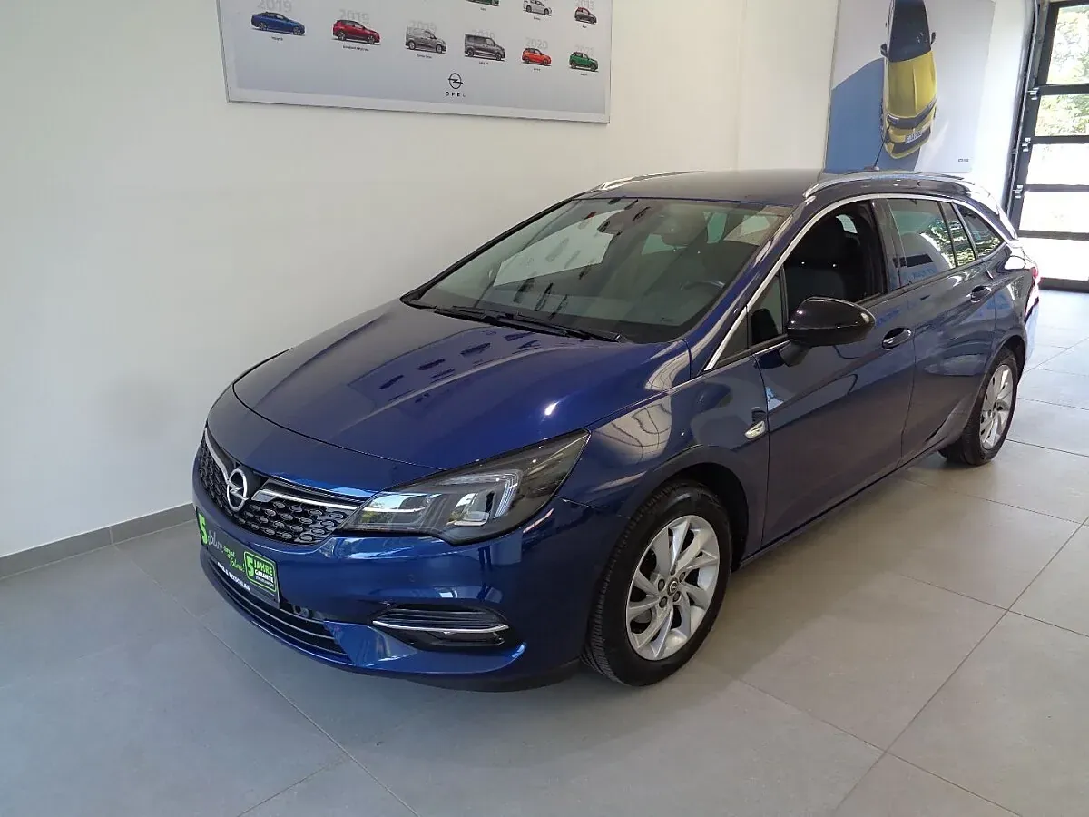 Opel Astra 2021 photo 2