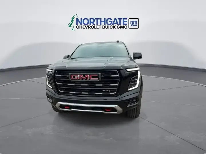 GMC Yukon Xl 2026 photo 3
