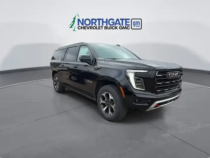 GMC Yukon Xl 2026 photo 2