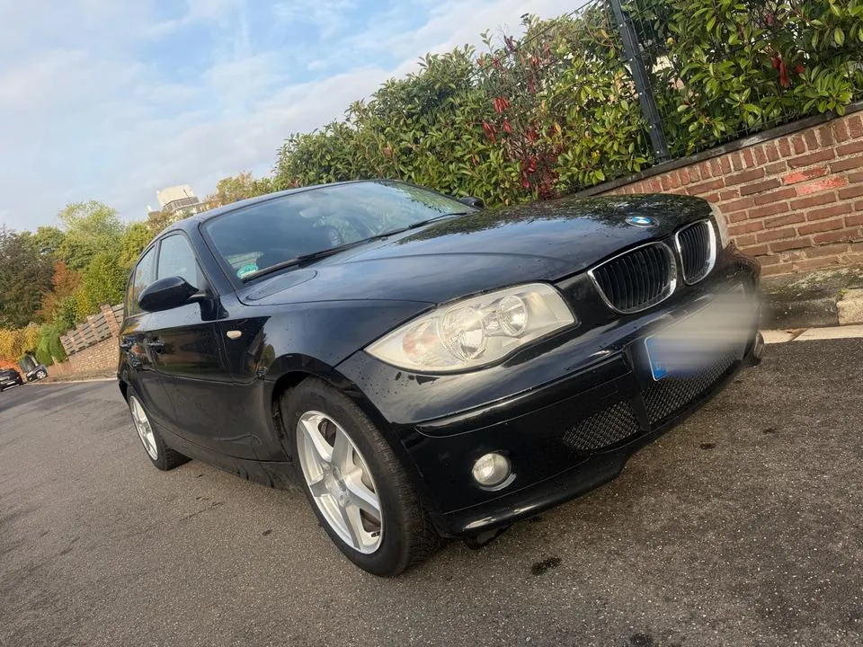BMW E87 116I