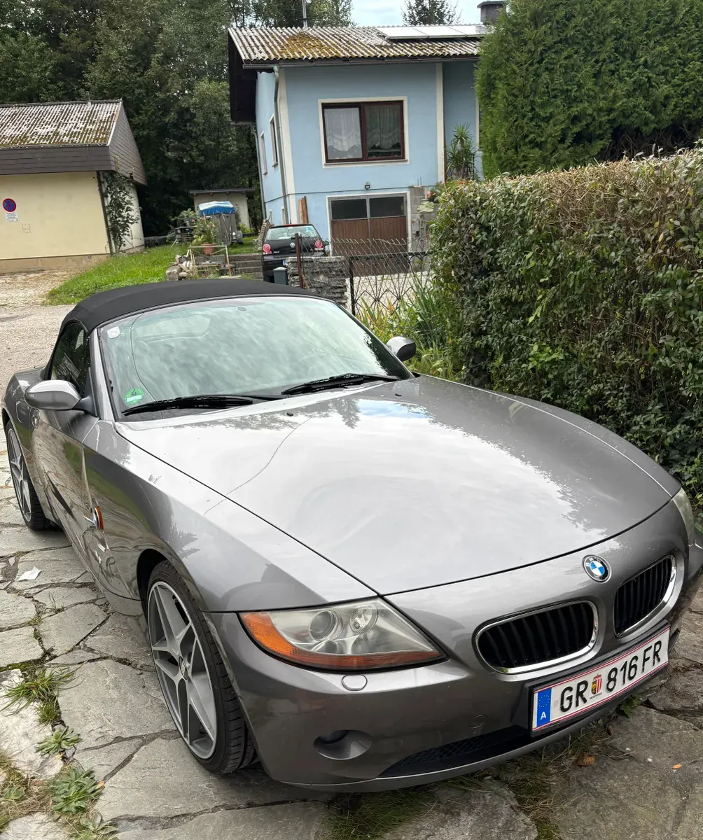 BMW Z4 2003 photo 2