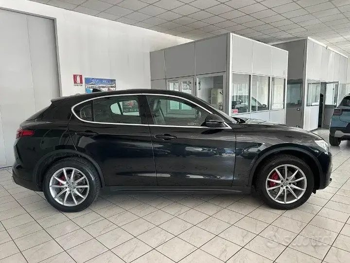 Alfa Romeo Stelvio 2018 photo 4