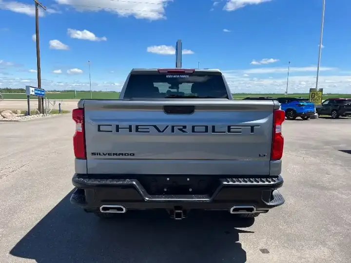 Chevrolet Silverado 1500 2025 photo 4