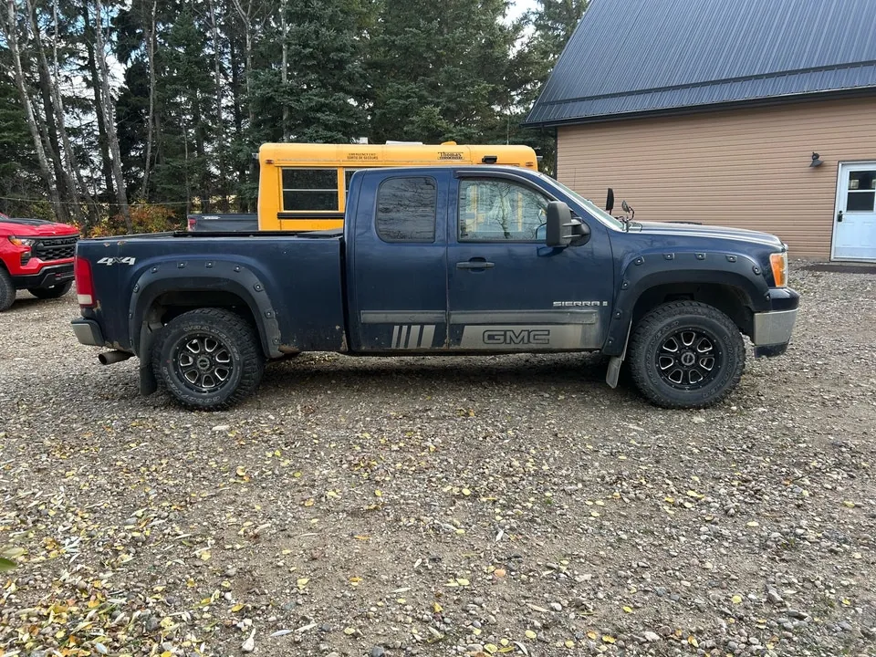 GMC Sierra 1500 2009 photo 4
