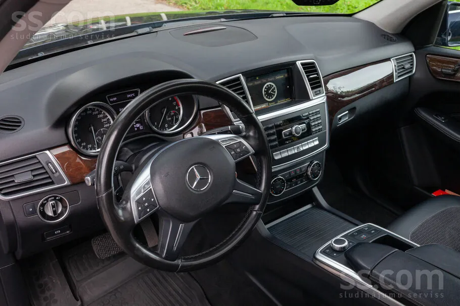 Mercedes-Benz Ml Class 2012 photo 5
