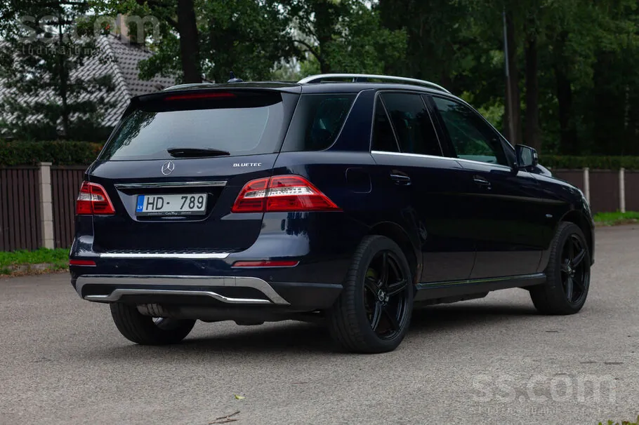 Mercedes-Benz Ml Class 2012 photo 3