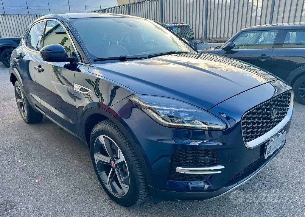 Jaguar E-Pace 2022 photo 5