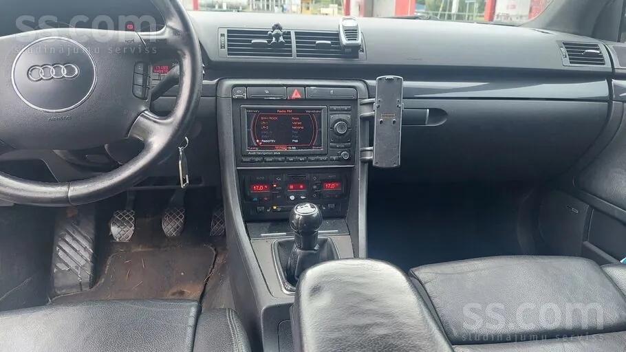 Audi A4 2004 photo 5