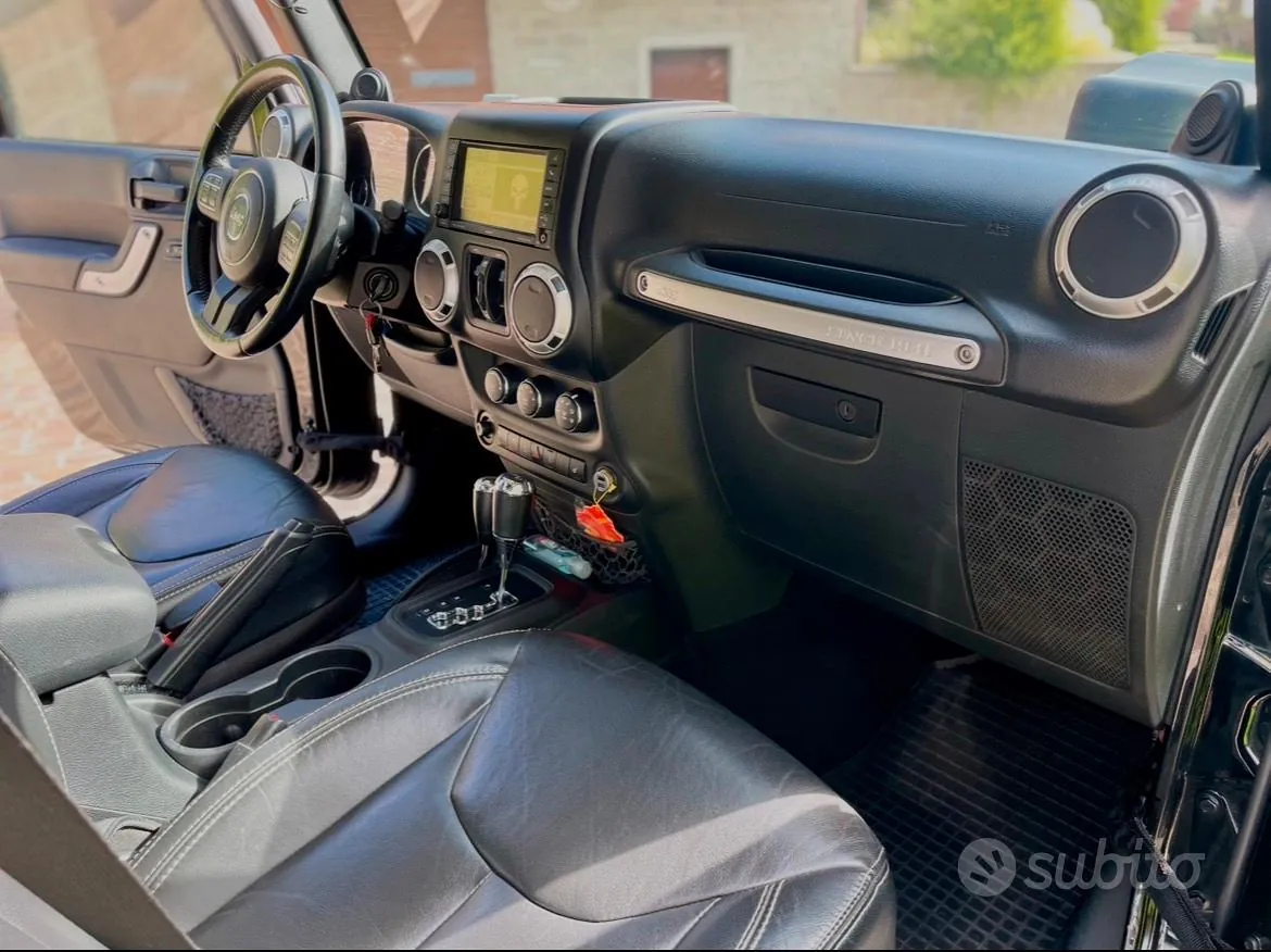 Jeep Wrangler 2012 photo 4