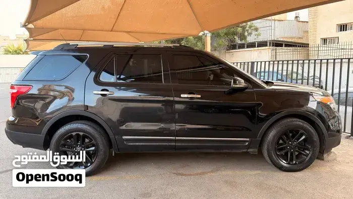 Ford Explorer 2013 photo 4