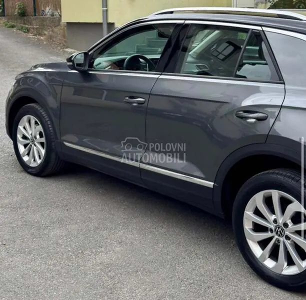 Volkswagen T-Roc 2022 photo 3