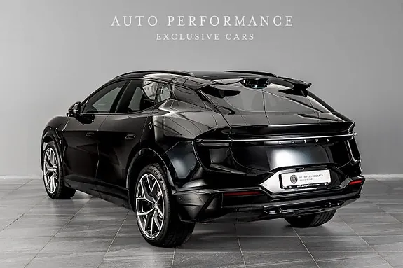 Lotus Eletre 2023 photo 3