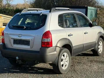 Hyundai Tucson 2005 photo 3