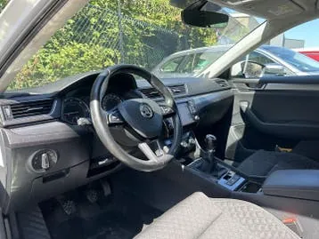 Skoda Superb 2017 photo 3