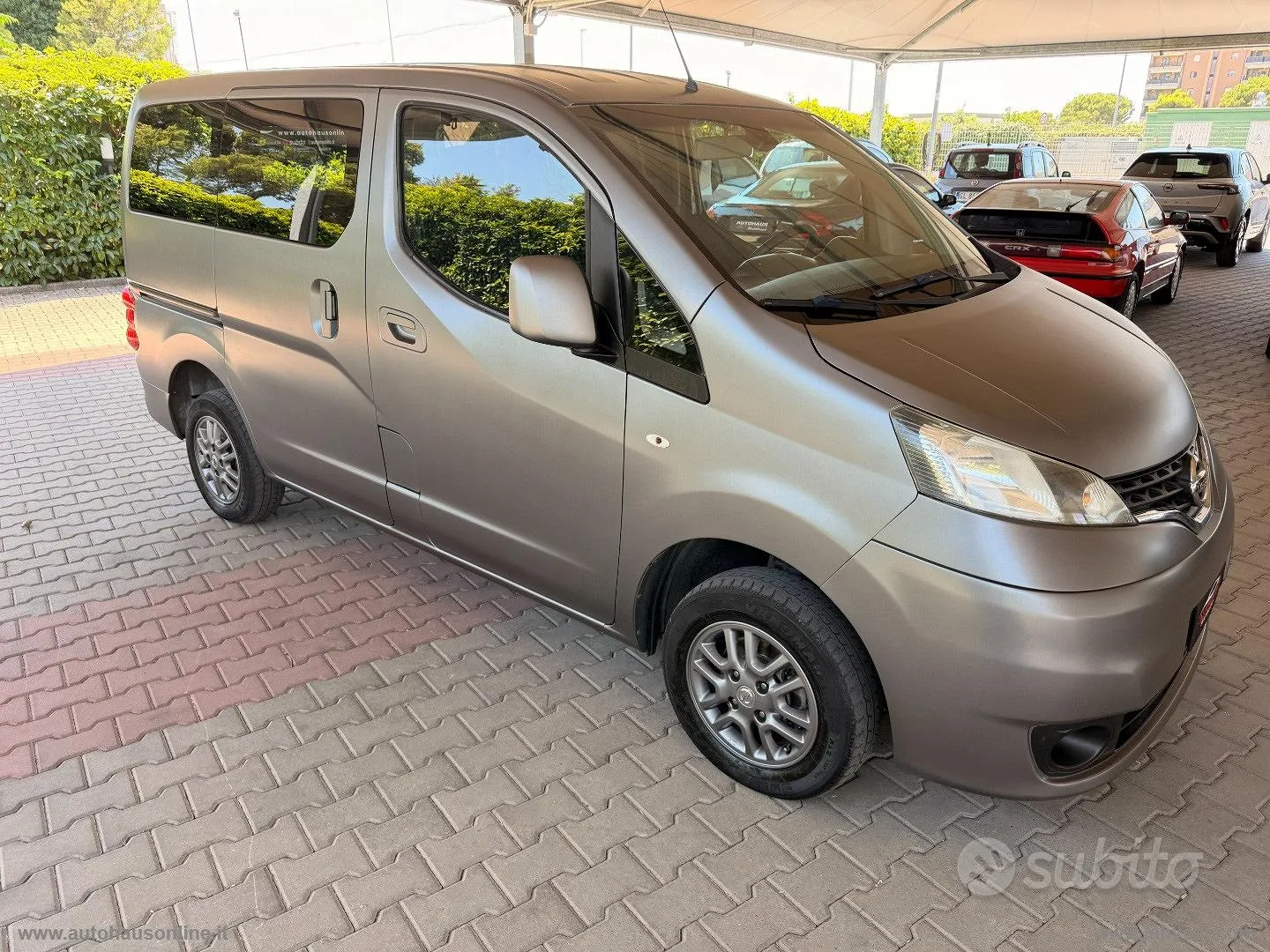 Nissan Evalia 2012 photo 3