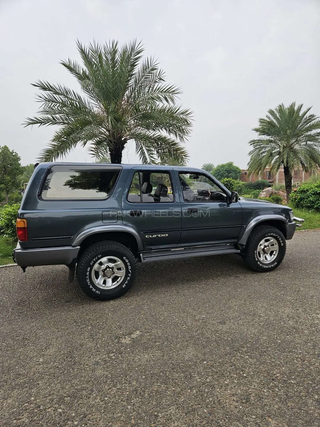 Toyota Surf