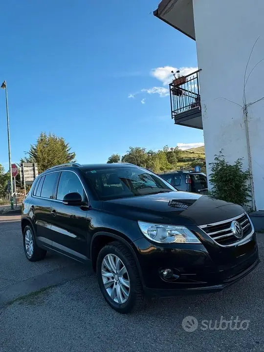 Volkswagen Tiguan 2011 photo 3