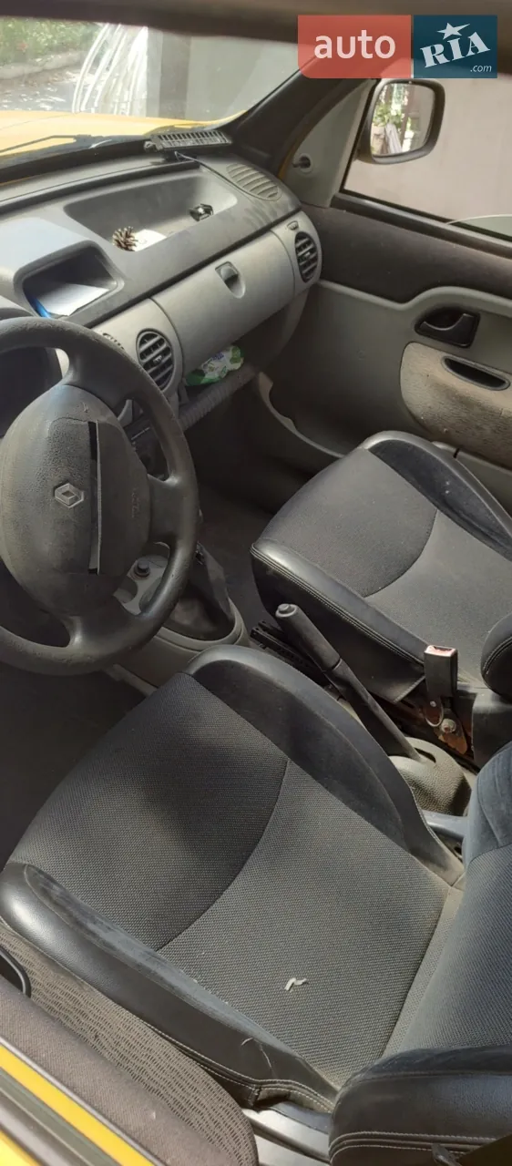 Renault Kangoo 2003 photo 2