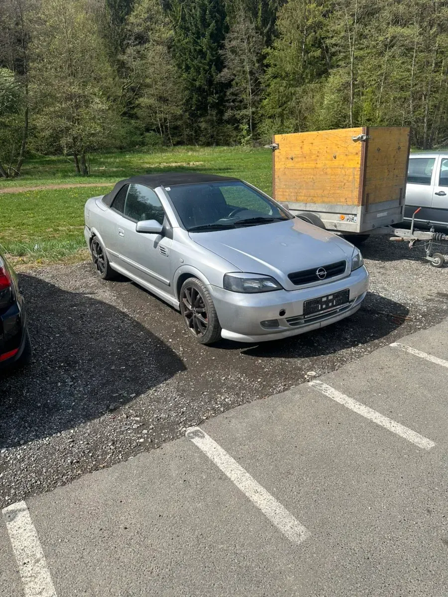 Opel Astra 2005 photo 2