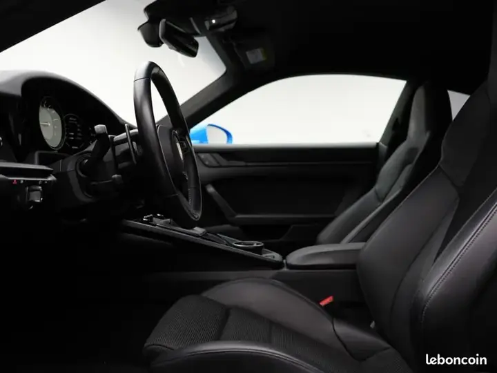 Porsche 911 2022 photo 5