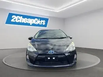 Toyota Aqua 2013 photo 3