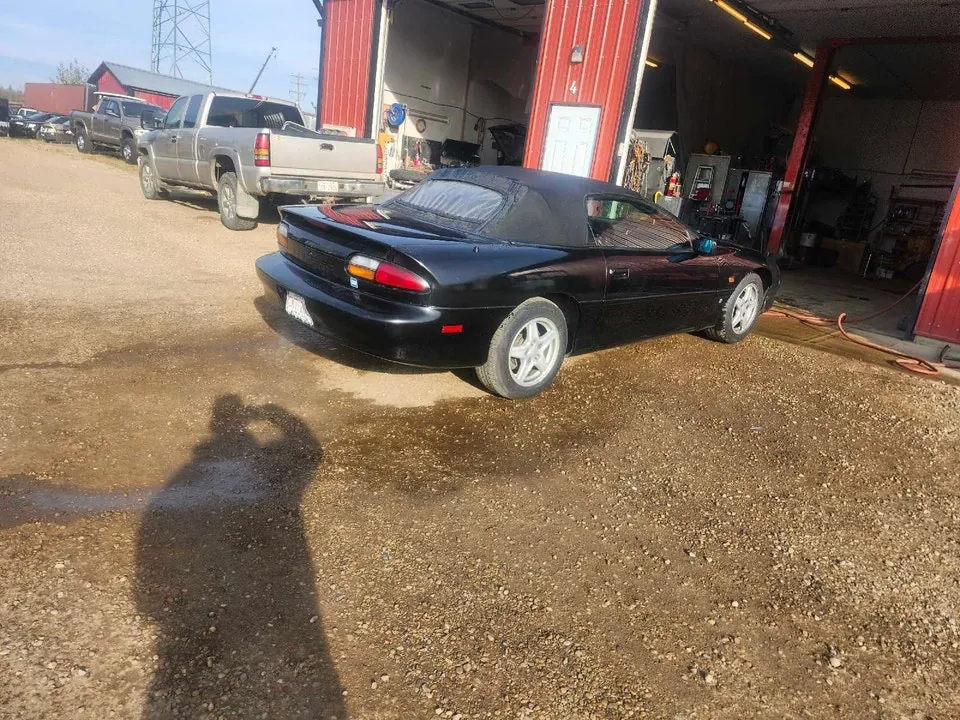 Chevrolet Camaro 1994 photo 2