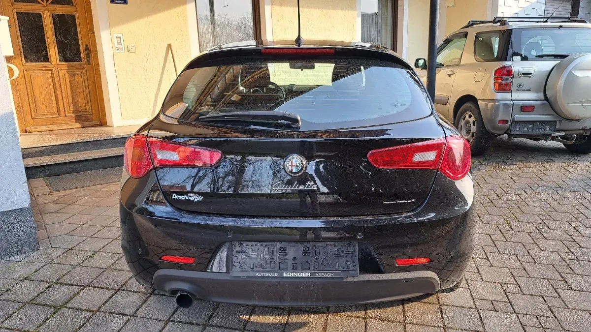 Alfa Romeo Giulietta 2016 photo 3